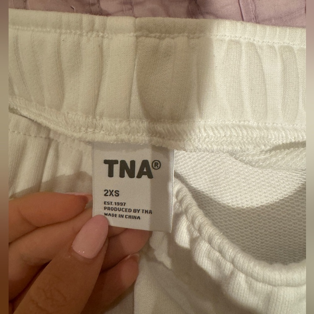Aritzia white sweat pant jogger 2XS